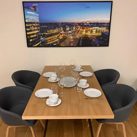 Gustav - Center Comfort Apartamento Tartu