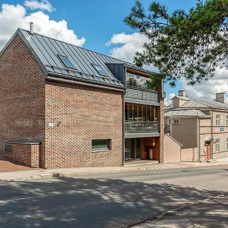 Gustav - Center Comfort * Tartu